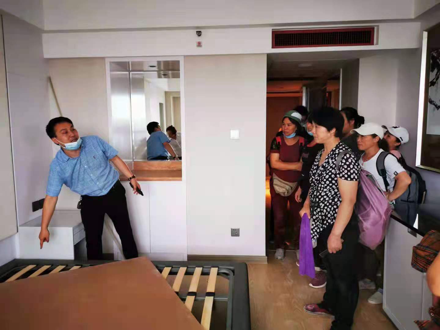 d3da2bd964d1ecbf1fff3320dfda863